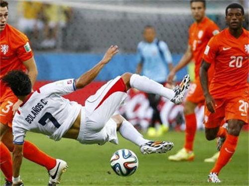 加拿大足球爆料视频最新,揭秘最新赛事内幕与精彩瞬间